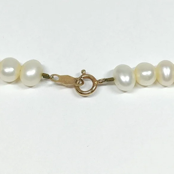 Pearl 14K Yellow Gold Necklace - Picture 5 of 9